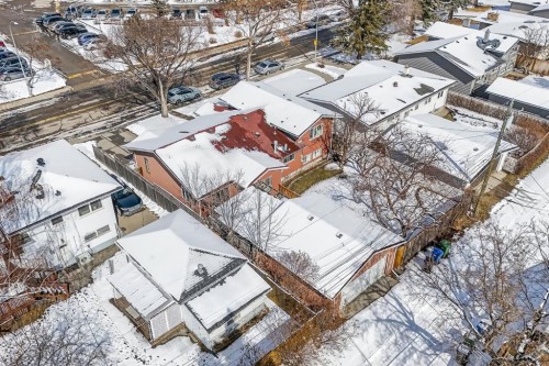 1027 75 Avenue Sw, Calgary, AB - Outdoor