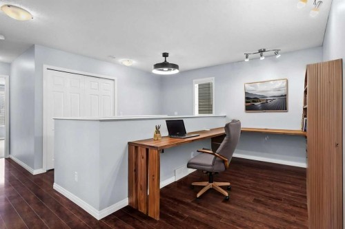 37 Evansbrooke Park Nw, Calgary, AB - Indoor Photo Showing Other Room
