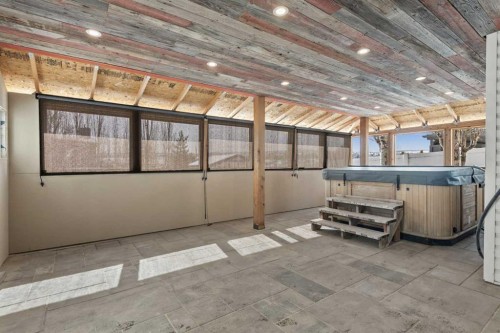 37 Evansbrooke Park Nw, Calgary, AB - Indoor Photo Showing Other Room