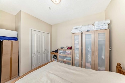 209-333 Riverfront Avenue Se, Calgary, AB - Indoor Photo Showing Bedroom