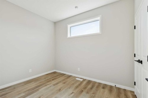 302 Hotchkiss Common Se, Calgary, AB - Indoor Photo Showing Other Room