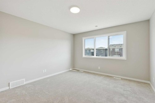 302 Hotchkiss Common Se, Calgary, AB - Indoor Photo Showing Other Room