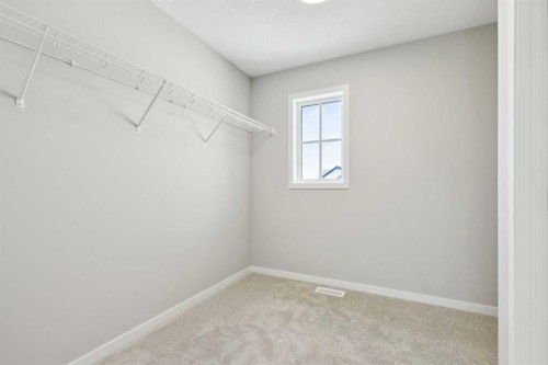 302 Hotchkiss Common Se, Calgary, AB - Indoor With Storage