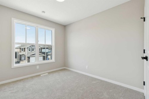 302 Hotchkiss Common Se, Calgary, AB - Indoor Photo Showing Other Room
