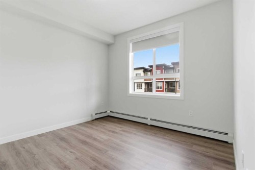 211-25 Walgrove Walk Se, Calgary, AB - Indoor Photo Showing Other Room