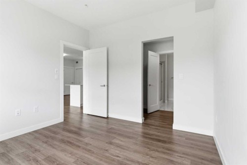 211-25 Walgrove Walk Se, Calgary, AB - Indoor Photo Showing Other Room