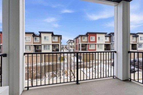 211-25 Walgrove Walk Se, Calgary, AB - Outdoor With Exterior
