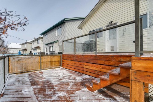 225 Somerset Drive Sw, Calgary, AB - Outdoor