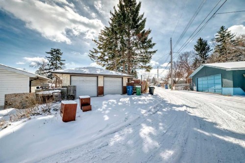 2007 Cottonwood Crescent Se, Calgary, AB - Outdoor