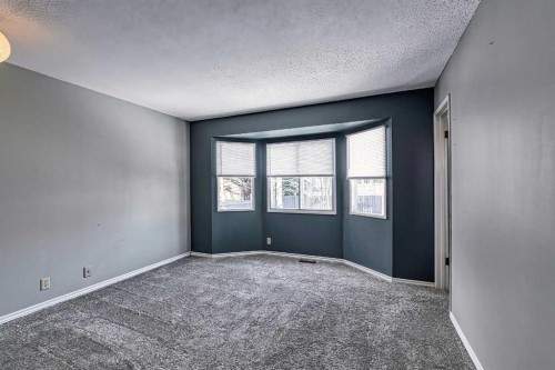 3523 48 Street Ne, Calgary, AB - Indoor