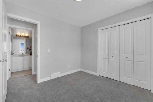 390 South Shore Drive, Chestermere, AB - Indoor Photo Showing Other Room