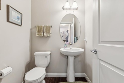 7 Cooperstown Place Sw, Airdrie, AB - Indoor Photo Showing Bathroom