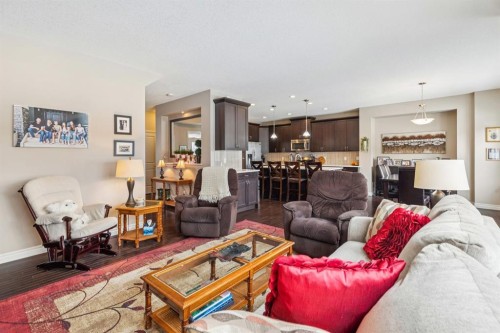 7 Cooperstown Place Sw, Airdrie, AB - Indoor Photo Showing Living Room
