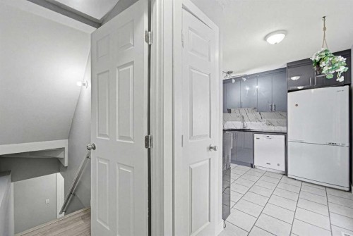 78 Martinview Crescent Ne, Calgary, AB - Indoor Photo Showing Other Room