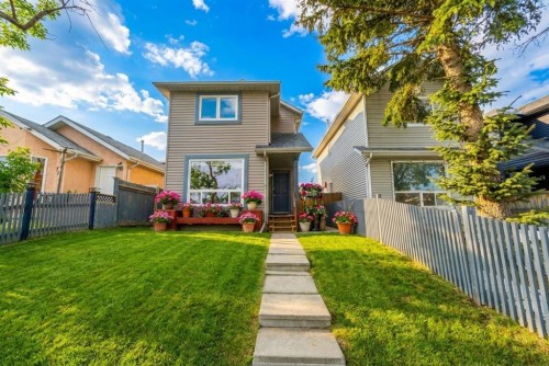 78 Martinview Crescent Ne, Calgary, AB - Outdoor