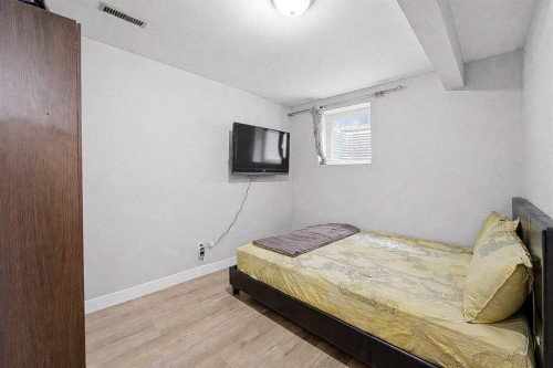 78 Martinview Crescent Ne, Calgary, AB - Indoor Photo Showing Bedroom