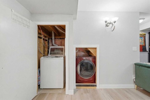 78 Martinview Crescent Ne, Calgary, AB - Indoor Photo Showing Laundry Room