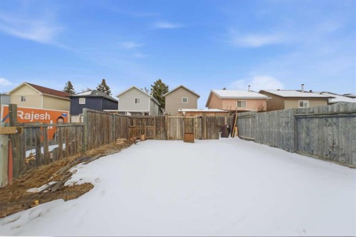 78 Martinview Crescent Ne, Calgary, AB - Outdoor