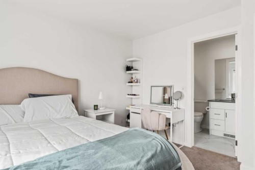 86 Spring Willow Close Sw, Calgary, AB - Indoor Photo Showing Bedroom