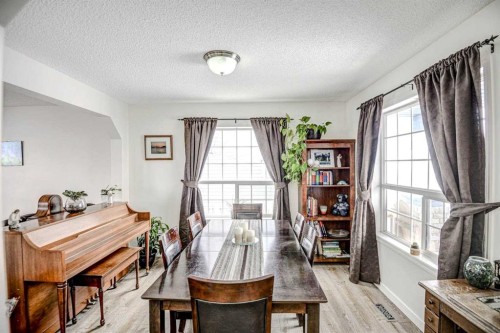 207 Crystalridge Place, Okotoks, AB - Indoor