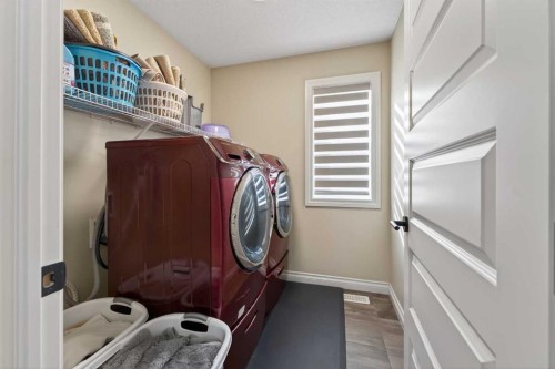 673 Marina Drive, Chestermere, AB - Indoor Photo Showing Laundry Room