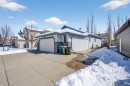 38 Tanner Close Se, Airdrie, AB  - Outdoor 