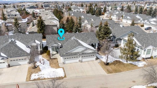 17 Rocky Ridge Villas Nw, Calgary, AB - Outdoor