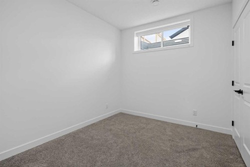 12 Heirloom Crescent Se, Calgary, AB - Indoor Photo Showing Other Room