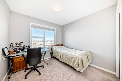 267 Auburn Meadows Place Se, Calgary, AB - Indoor Photo Showing Bedroom