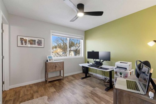 85 Cedarview Mews Sw, Calgary, AB - Indoor Photo Showing Office
