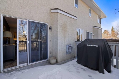 85 Cedarview Mews Sw, Calgary, AB - Outdoor With Exterior