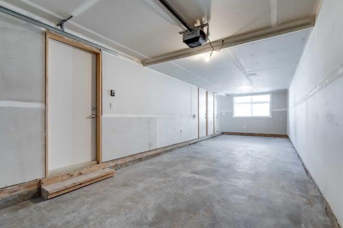 118 Legacy Path Se, Calgary, AB - Indoor Photo Showing Other Room