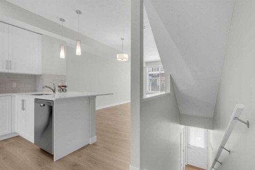 118 Legacy Path Se, Calgary, AB - Indoor Photo Showing Other Room