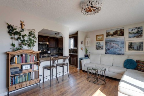 301-2203 14 Street SW Calgary, AB T2T 3T2