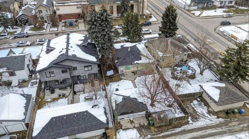 1107 19 Avenue Nw, Calgary, AB - Outdoor
