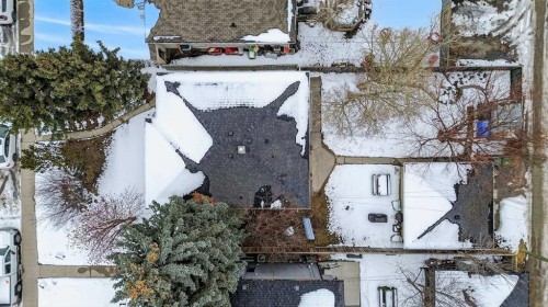 1107 19 Avenue Nw, Calgary, AB - Outdoor