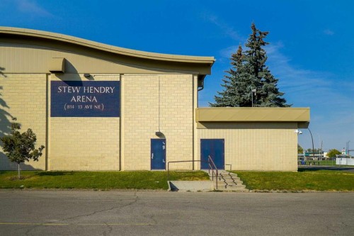 2-521 15 Avenue Ne, Calgary, AB - Outdoor