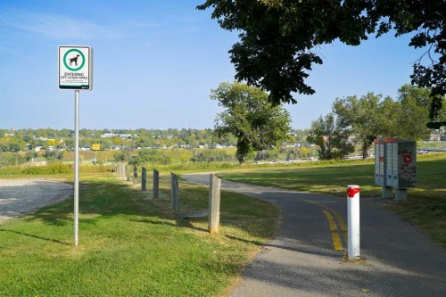2-521 15 Avenue Ne, Calgary, AB - Outdoor With View
