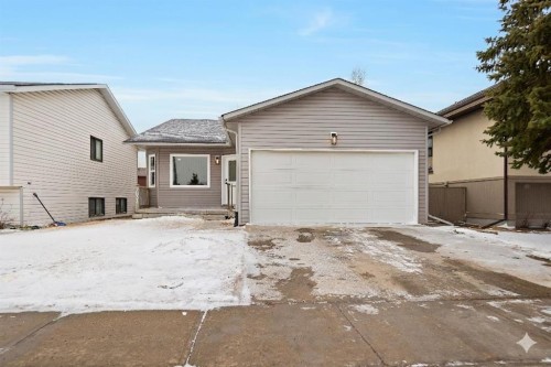 2031 24 Avenue Ne, Calgary, AB - Outdoor