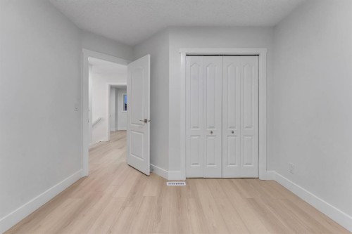 52 Saddlecreek Terrace, Calgary, AB - Indoor Photo Showing Other Room