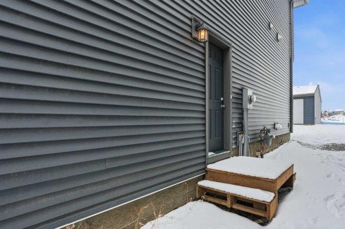 747 Creekside Boulevard Sw, Calgary, AB - Outdoor