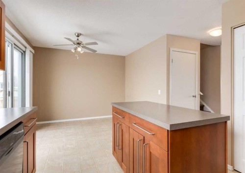 8 Castlepark Way Ne, Calgary, AB - Indoor Photo Showing Kitchen