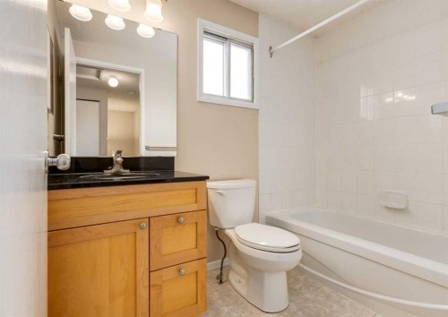 8 Castlepark Way Ne, Calgary, AB - Indoor Photo Showing Bathroom