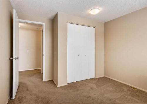 8 Castlepark Way Ne, Calgary, AB - Indoor Photo Showing Other Room