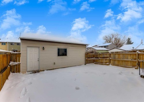 8 Castlepark Way Ne, Calgary, AB - Outdoor With Exterior