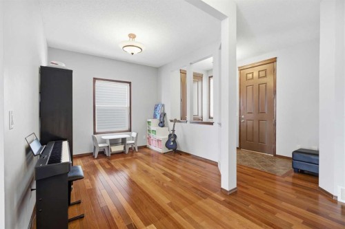 126 Pantego Way Nw, Calgary, AB - Indoor Photo Showing Other Room