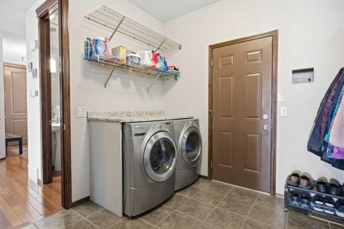 126 Pantego Way Nw, Calgary, AB - Indoor Photo Showing Laundry Room