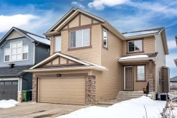 126 Pantego Way NWCalgary, AB T3K 0K6
