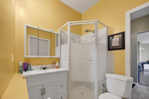 Rural, Rural Kneehill County, AB - Indoor Photo Showing Bathroom