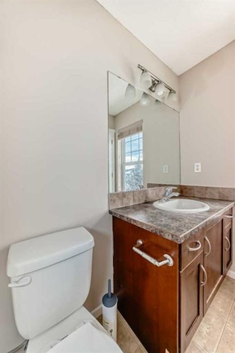 46 Panatella Hill Nw, Calgary, AB - Indoor Photo Showing Bathroom